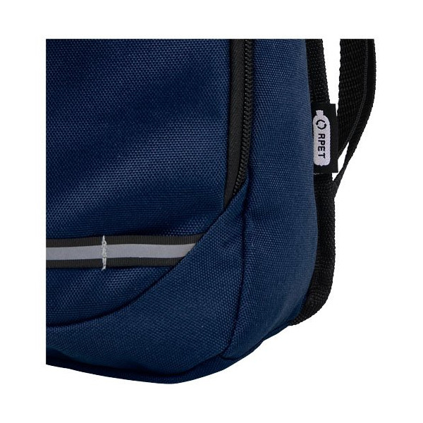 Zaino outdoor in PET riciclato certifcato GRS...