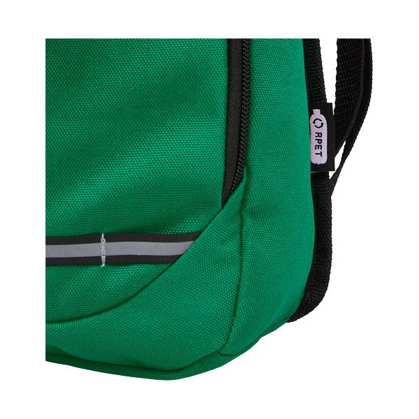 Zaino outdoor in PET riciclato certifcato GRS...