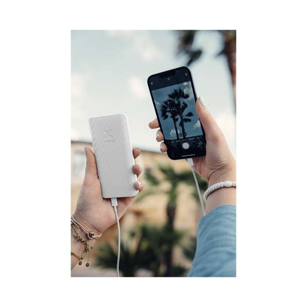 Power bank a ricarica rapida da 10.000 mAh 15 W...