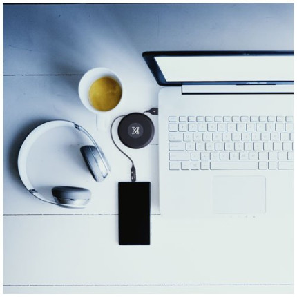 Cavo luminoso SCX.design C18 da viaggio 3-in-1