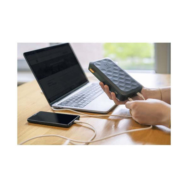 Power bank da 45.000 mAh e 67 W Xtorm FS5451...