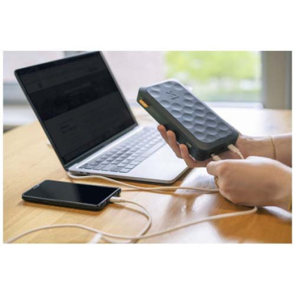 Power bank da 45.000 mAh e 67 W Xtorm FS5451 Serie Fuel